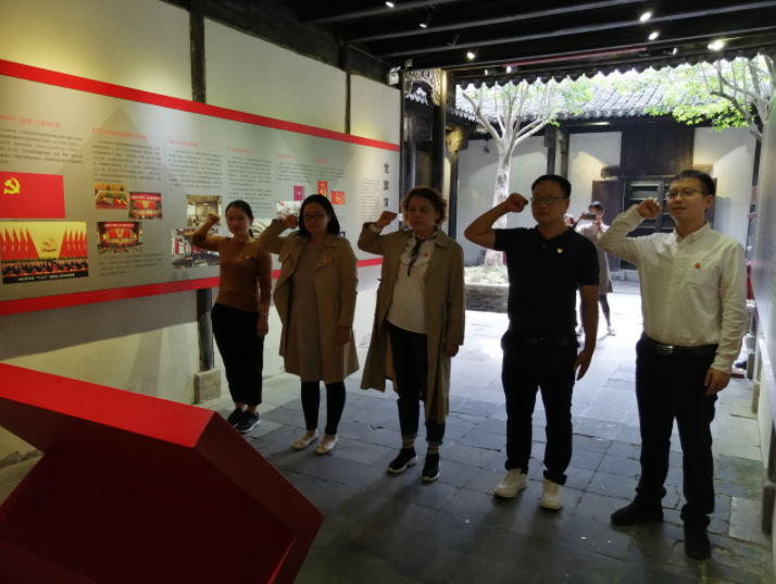 883f92d7-aff1-402e-84e2-6ecfa4e654fe