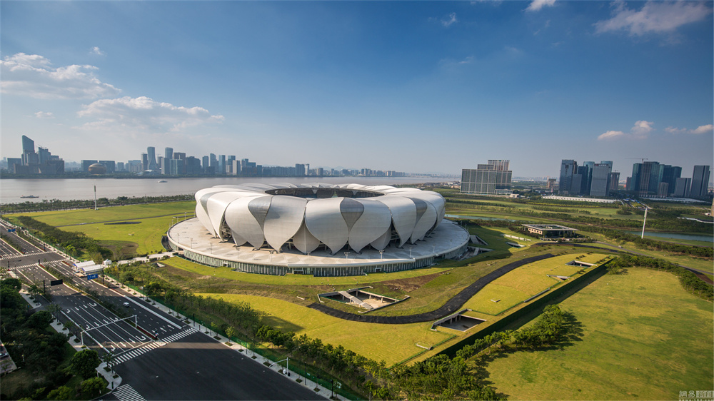 e0f1476c-fe0a-4872-8053-29f9ccf67e94